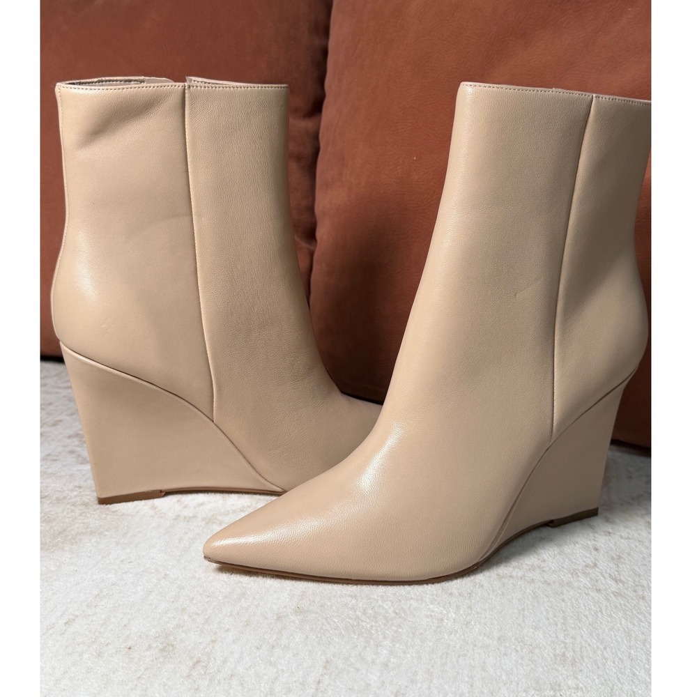 Marc Fisher LTD Nude Leather Wedge Ankle Boots 8.5 Pointed Toe Minimalist